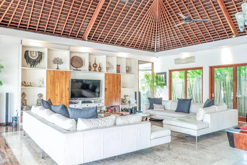 Villa Mimpi Nyata Canggu Εξωτερικό φωτογραφία