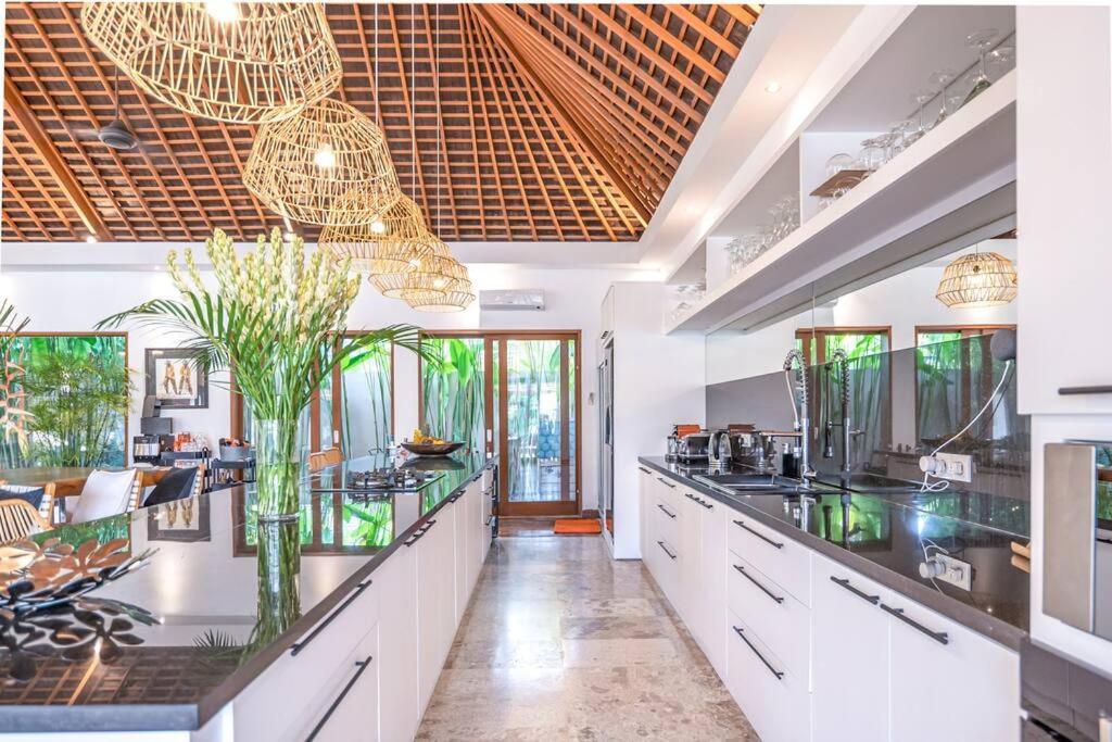 Villa Mimpi Nyata Canggu Εξωτερικό φωτογραφία